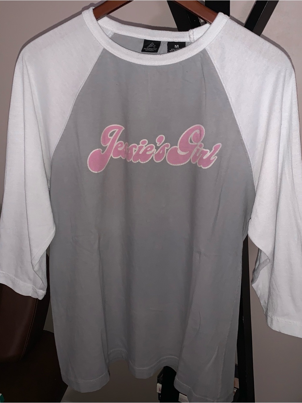 Rick Springfield “Jessie’s Girl & 81” Baseball Tee - Gray/White/Pink M